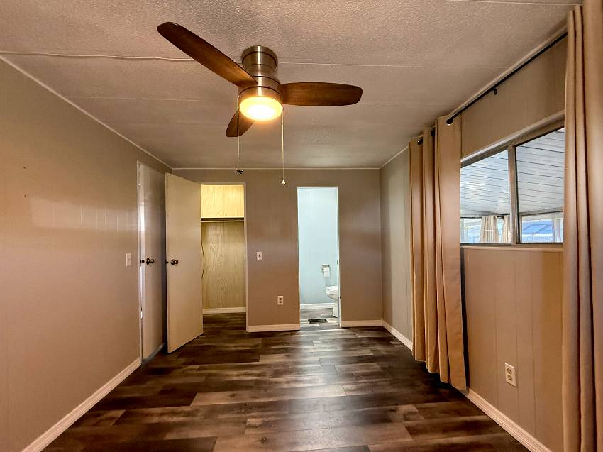 36 Jasmine Ave a Ellenton, FL Mobile or Manufactured Home for Sale